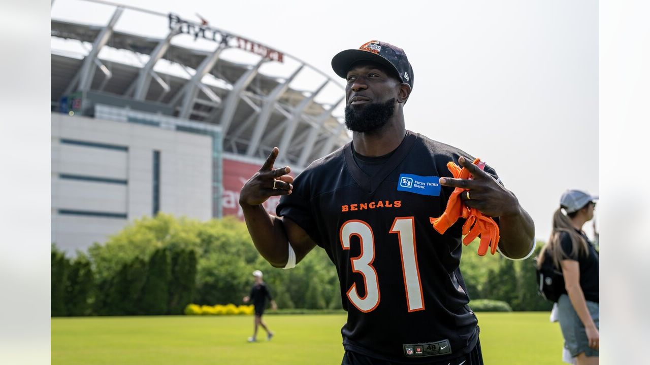 Rookie Cam Taylor-Britt surging at right time for Bengals as playoffs near