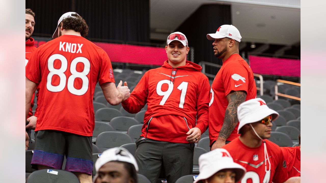 Photos: Flag Football Practice for 2023 Pro Bowl Games