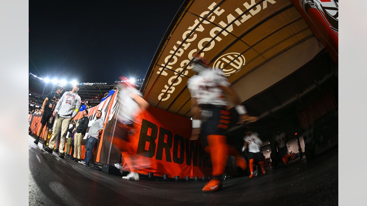 PHOTOS: Bengals at Browns for AFC North Monday Night Primetime