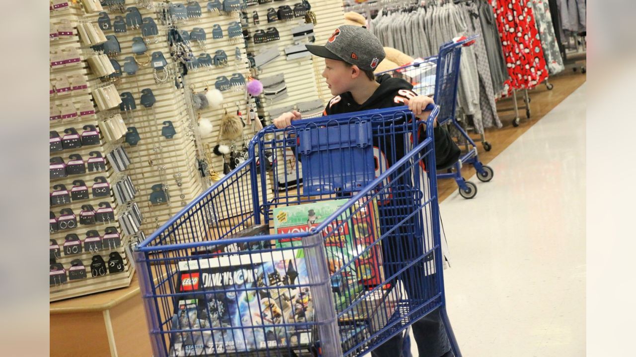 Shop With A Bengal - Meijer