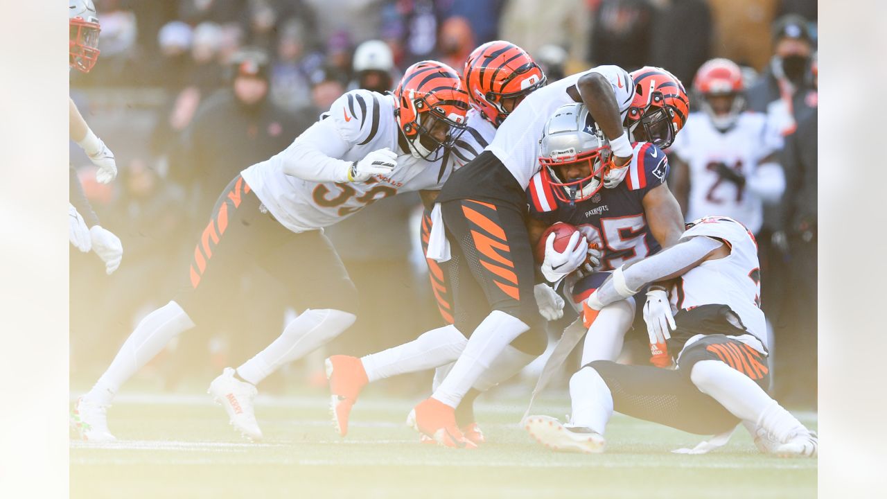 Throwback Game Recap; Bengals Beat Patriots on Christmas Eve