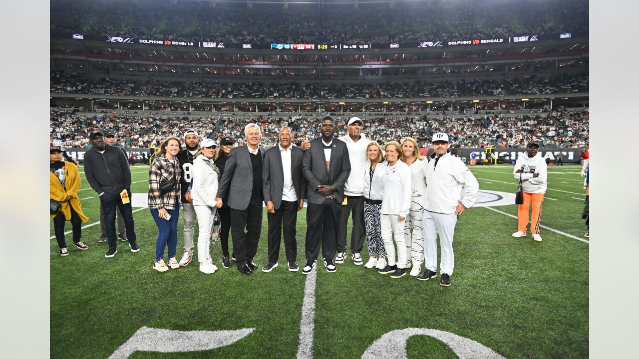 Anderson, Curtis selected for Bengals Ring of Honor