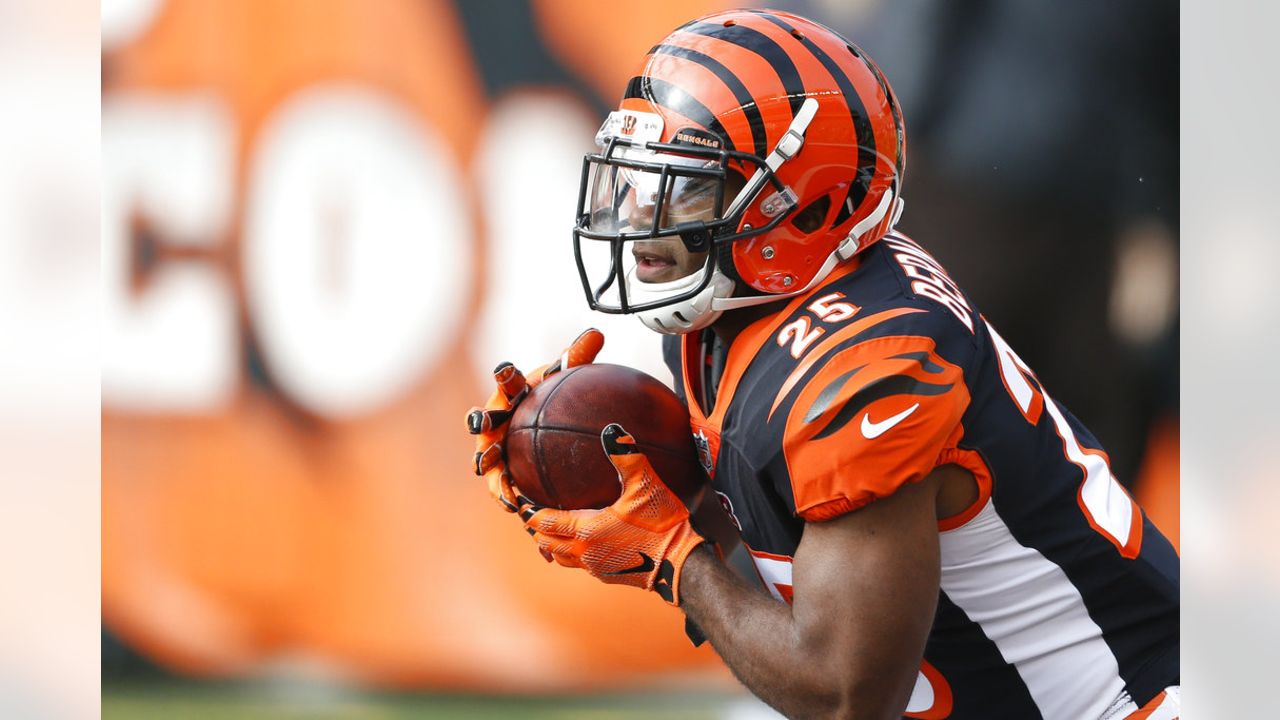 Former Bengal Giovani Bernard Sends Another Thank You Note As He Ends  Classy 10-Year Career