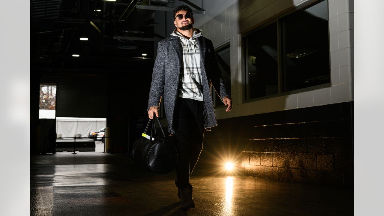 Joe Burrow Wears Prada Hat & Nike Dunks before Bengals Game