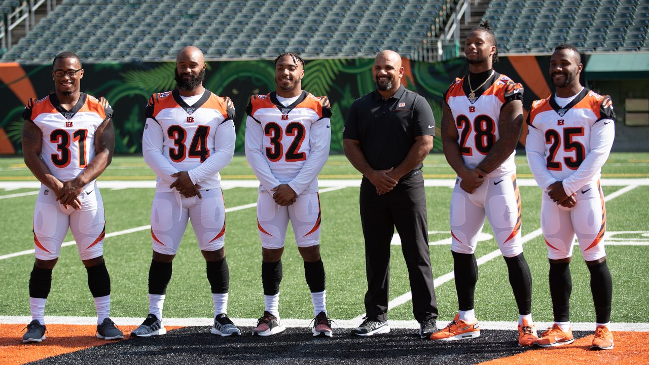 bengals kneeling