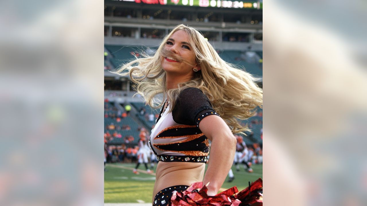 Bucs Cheerleaders Photos from Bengals vs. Bucs Game