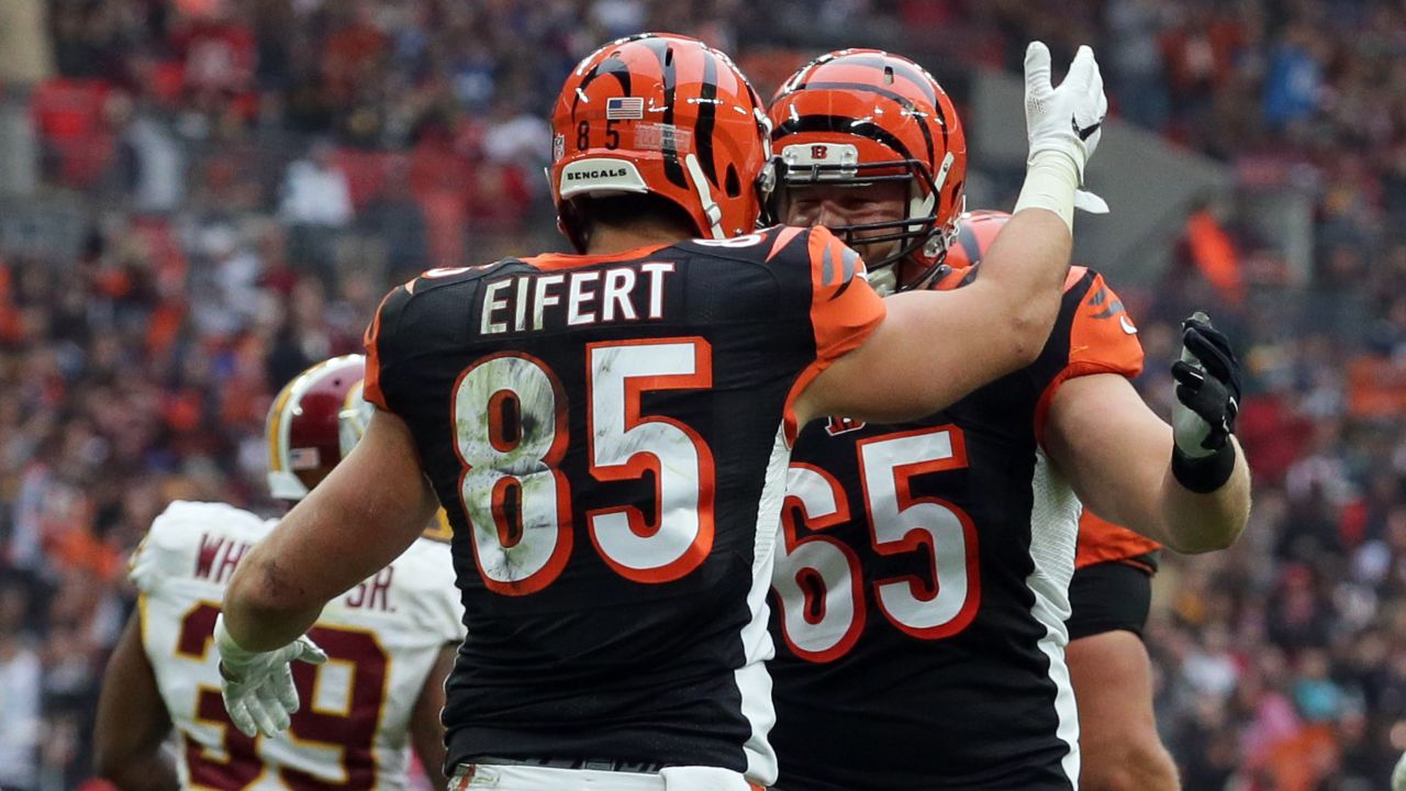 Bengals G Clint Boling Retires