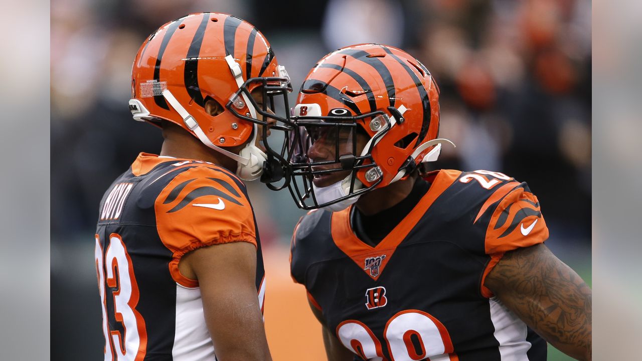 CIN 22, NYJ 6: Dalton returns and leads Bengals to 1st win, over Jets