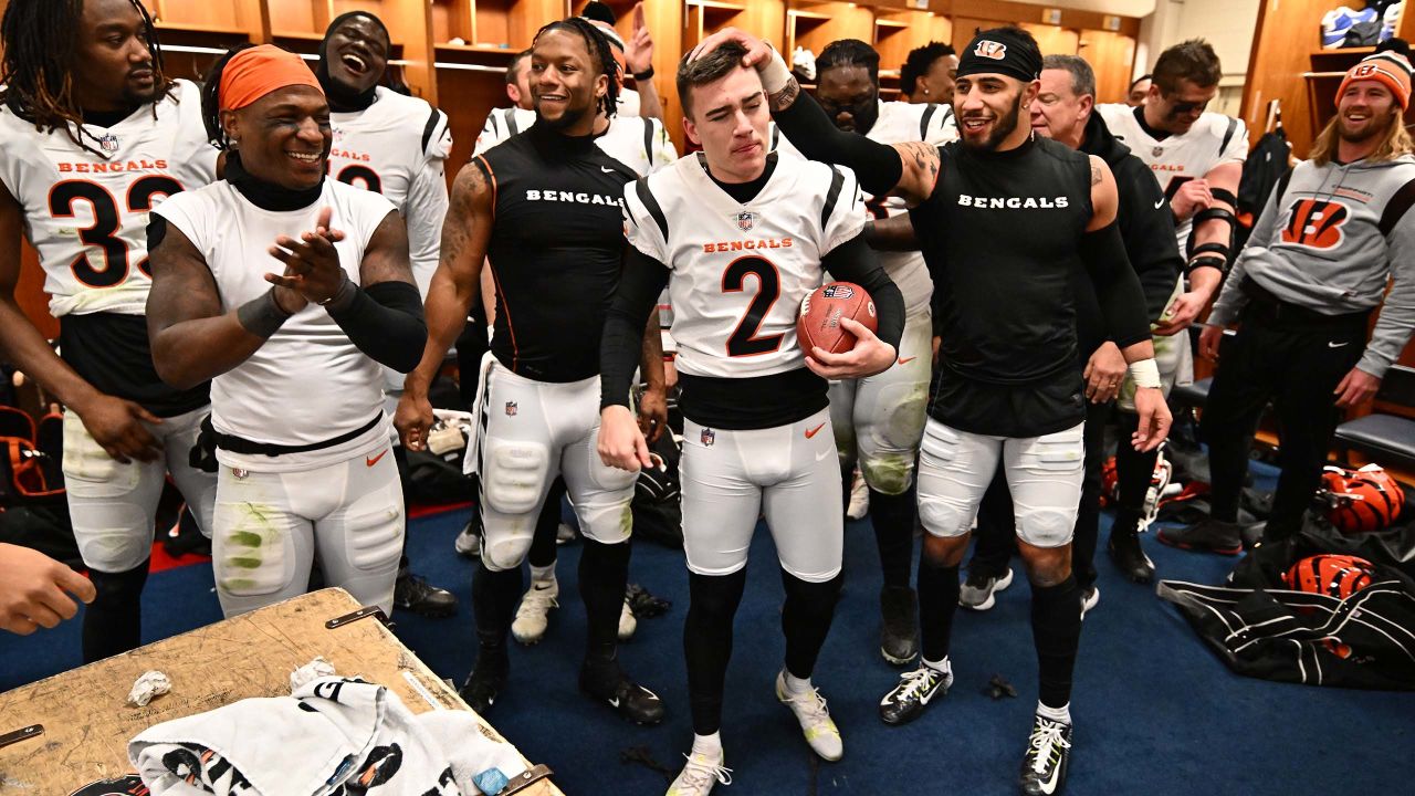 Bengals' first locker room celebration after Monday Night Football win vs  Rams - Cincy Jungle