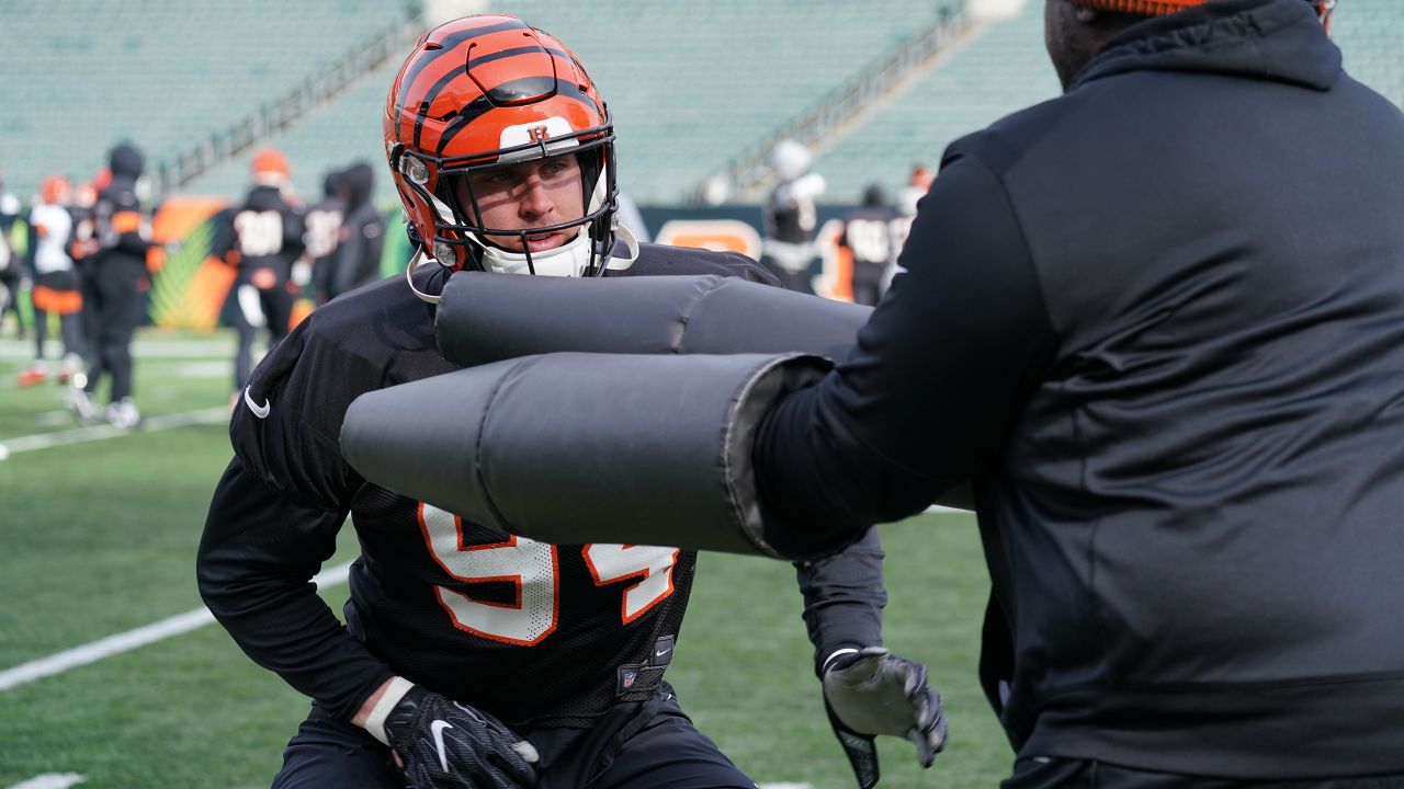 Bengals Activate Sam Hubbard, Place John Ross On IR 