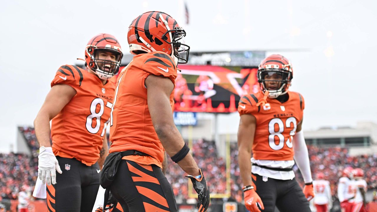 Cincinnati Bengals win AFC North by beating Kansas City Chiefs 34-31