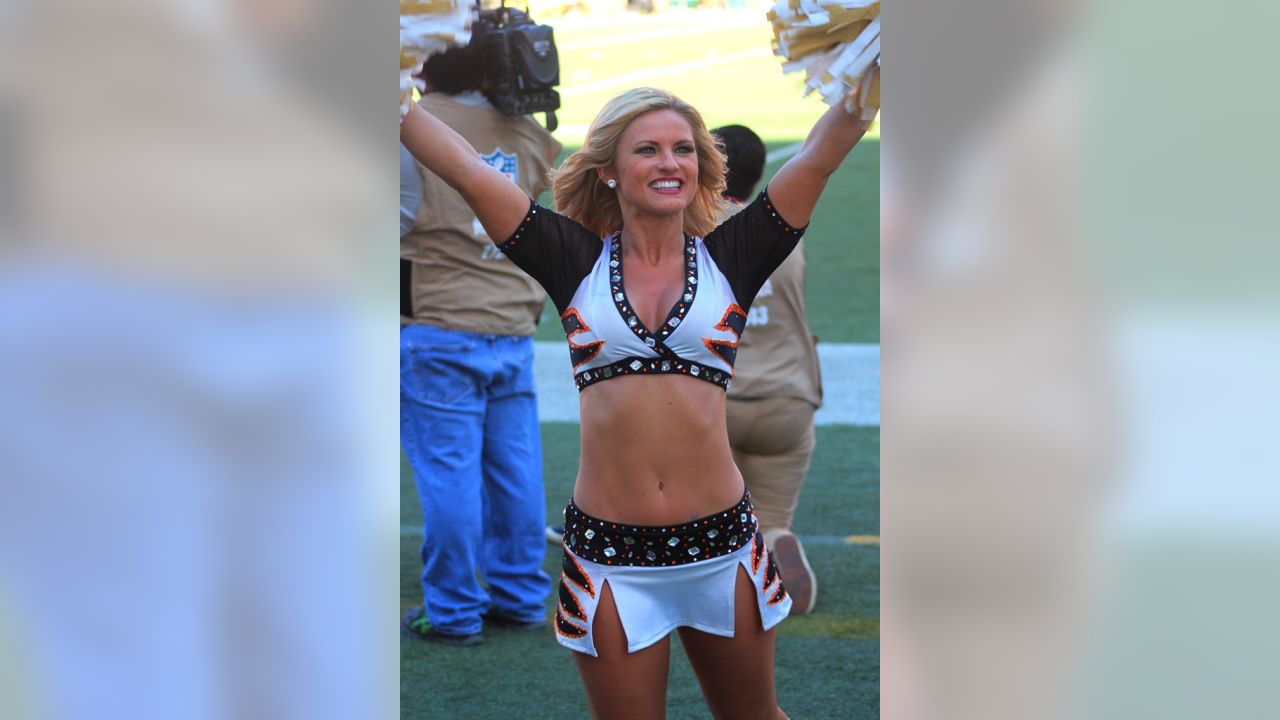 Monday Morning Cheerleader:Tina of the Bengals on Their Wild Card Chances