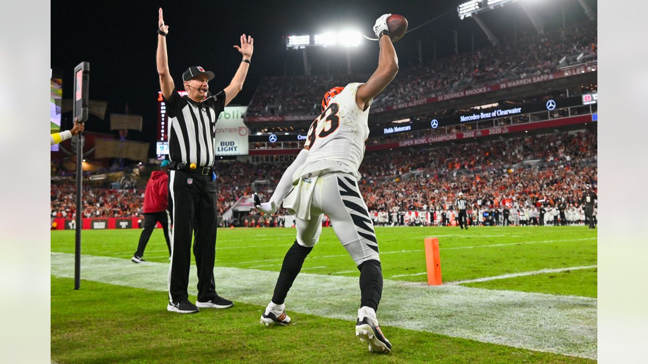 Photo: Cincinnati Bengals v Tampa Bay Buccaneers in Tampa - FLSN20221218119  