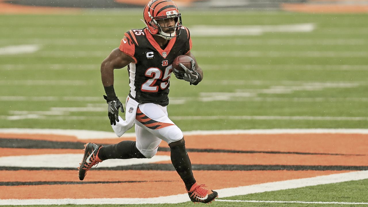 Bengals RB Gio Bernard bids Cincinnati farewell