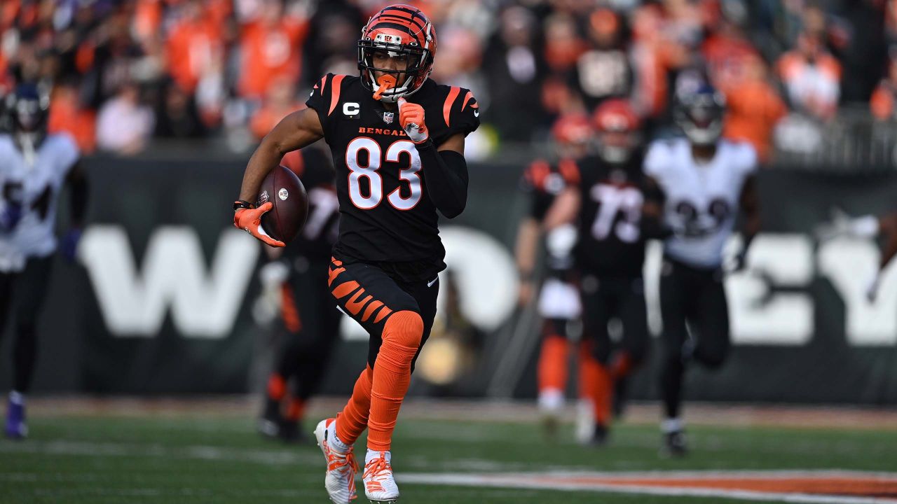 Baltimore, United States. 24th Oct, 2021. Cincinnati Bengals defensive  tackle D.J. Reader (98) heads off the field before play against the  Baltimore Ravens at M&T Bank Stadium in Baltimore, Maryland, on Sunday