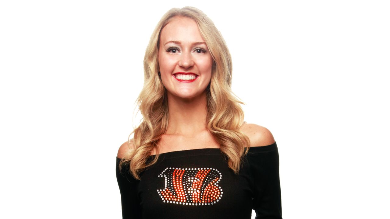 Super Bowl Bound: Ben-Gals' cheerleader Montgomery represents Bengals in  big event, News