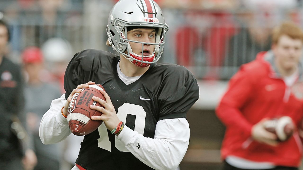 EHHoops on X: Remember that one time when Eastern Hancock played a  basketball game at @thehoosiergym against the #1 pick in the 2020 NFL  draft, Joe Burrow?  / X