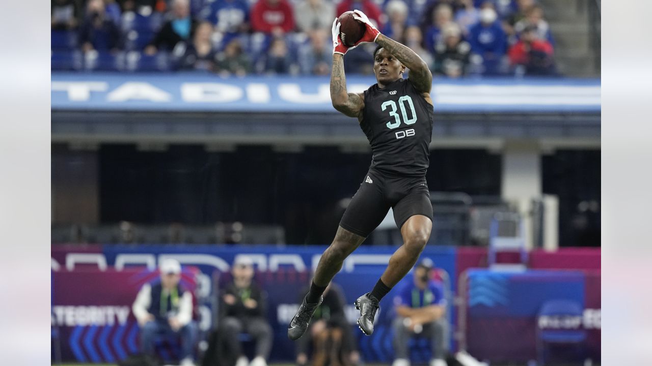 Chargers 2022 Draft profile: Nebraska CB Cam Taylor-Britt - Bolts From The  Blue