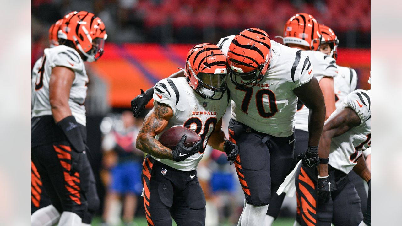 Washington Commanders offensive tackle Alex Akingbulu (62) blocks during an  NFL preseason football game against the Cincinnati Bengals, Saturday,  August 26, 2023 in Landover. (AP Photo/Daniel Kucin Jr Stock Photo - Alamy