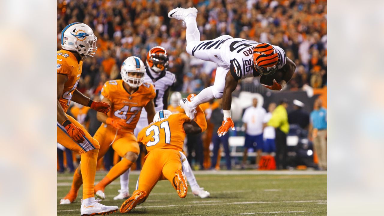 Former Bengals standout Giovani Bernard announces retirement after