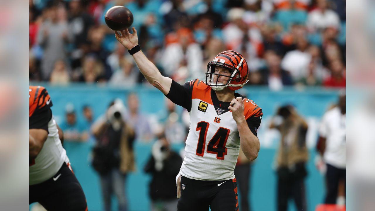 Bengals scored 23 4th quarter points, but lost 38-35 in overtime to the  Dolphins