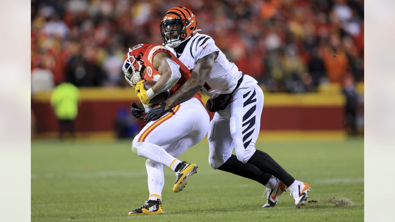 January 15, 2023: Cincinnati Bengals LB Akeem Davis-Gaither celebrates a  tackle during an NFL wild card playoff football game between the Cincinnati  Bengals and the Baltimore Ravens at Paycor Stadium in Cincinnati