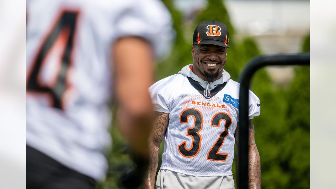 The Education Of Bengals CB Cam Taylor-Britt: From Struggling