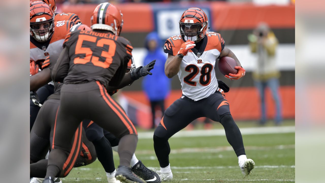 Bengals stun Browns 27-17 - Deseret News