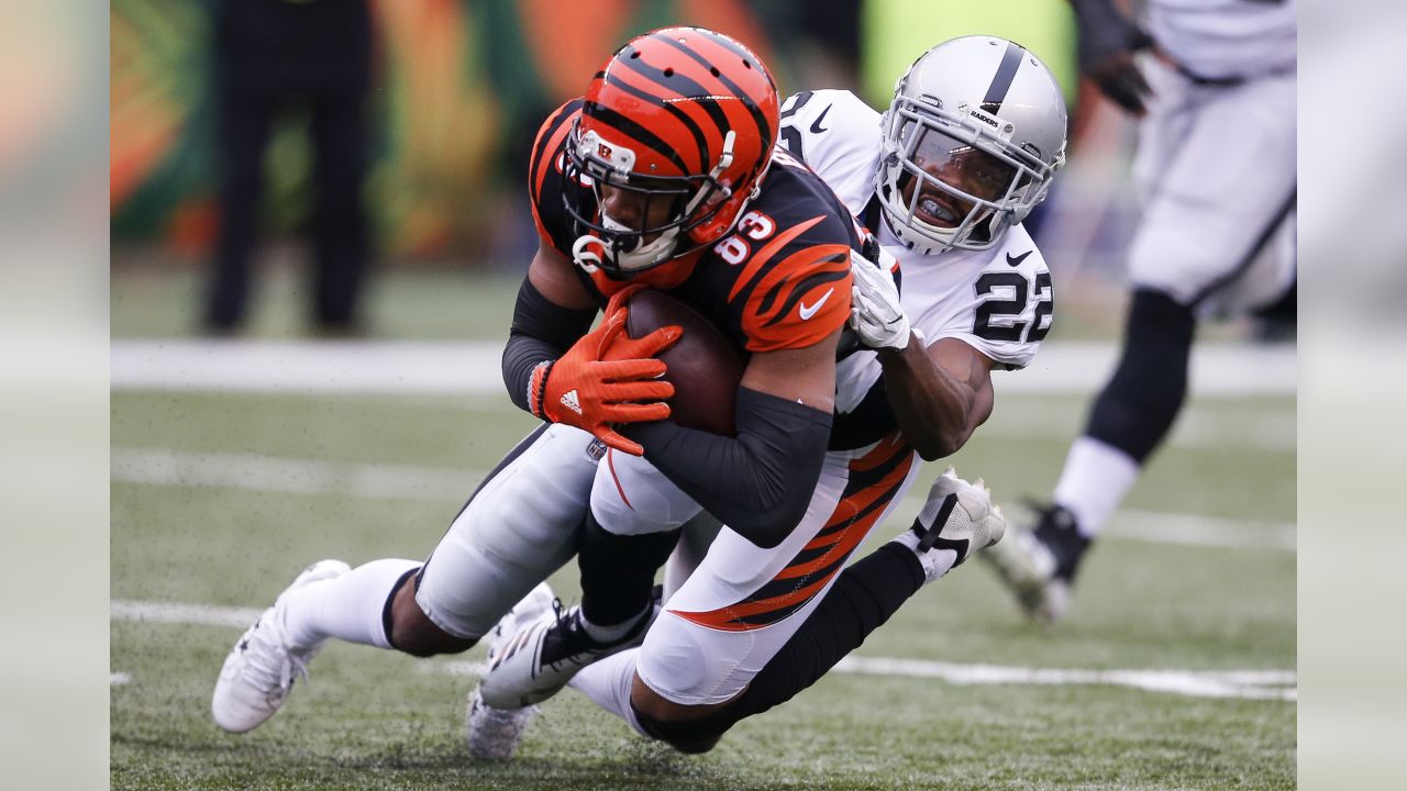 Cleveland Browns wide receiver Travell Harris (83) walks off the