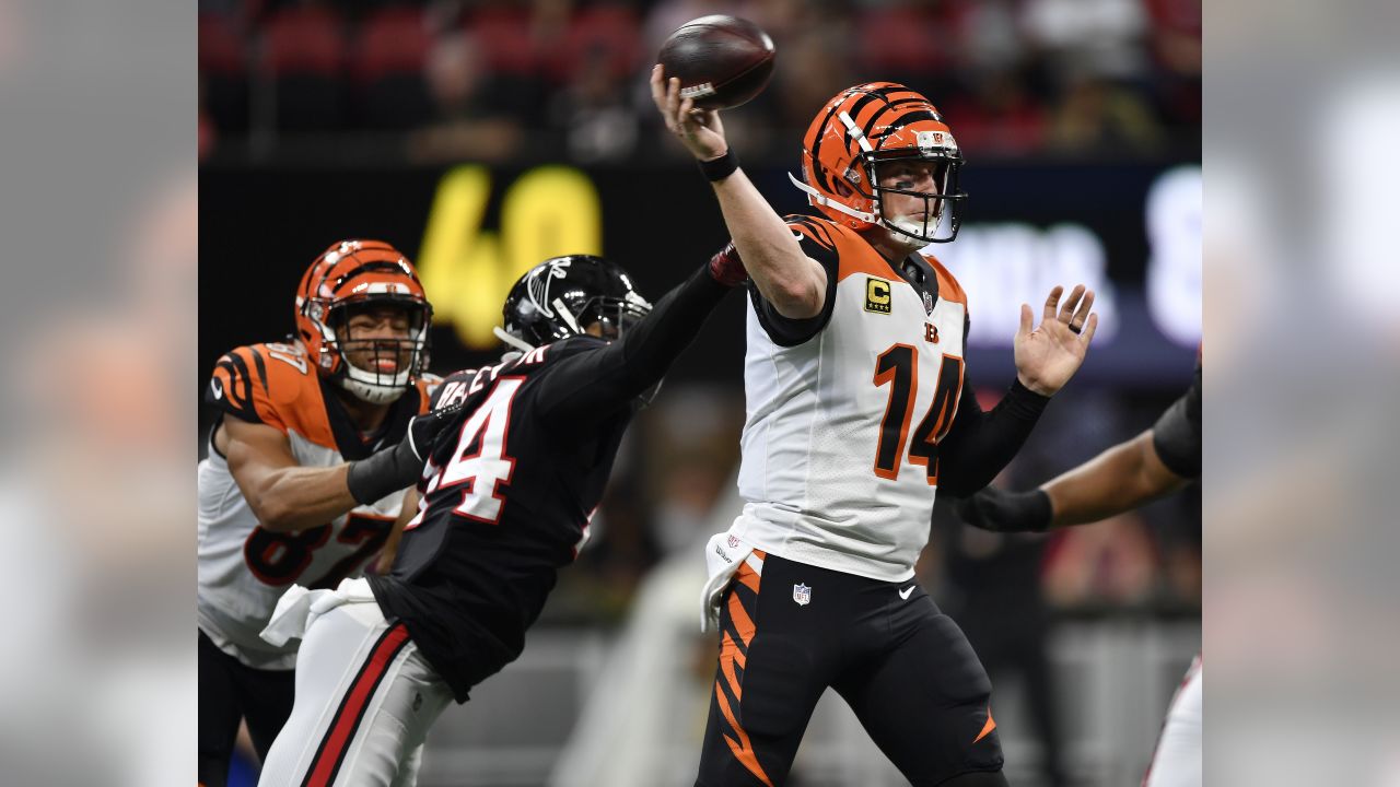 7,387 Andy Dalton Bengals Stock Photos, High-Res Pictures, and Images -  Getty Images