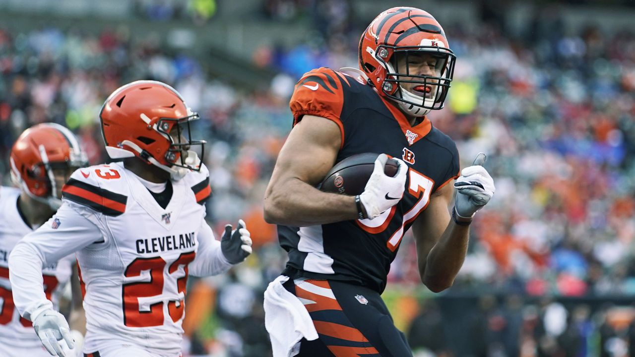 C.J. Uzomah on the Cincinnati Bengals Historic Season: The Cris  Collinsworth Podcast