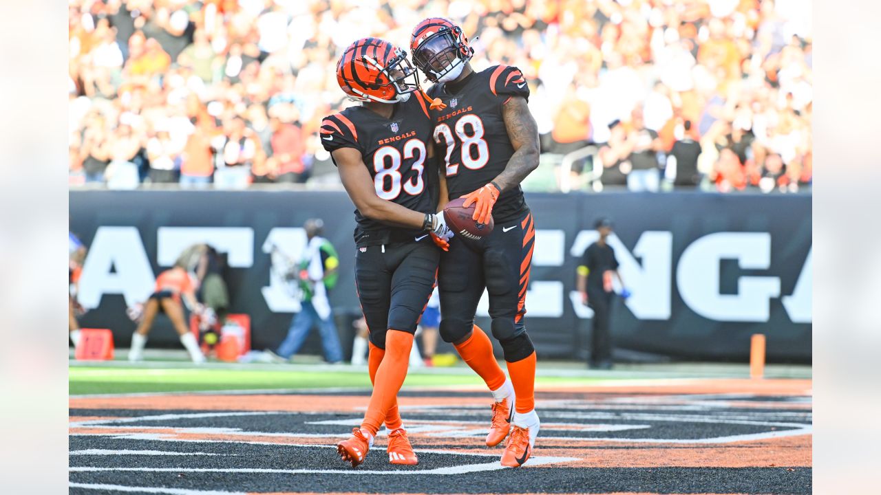 Photo: Bengals Tyler Boyd celebrates Touchdown with Joe MMixon