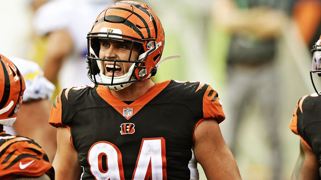 Download Cincinnati Bengals Sam Hubbard Wallpaper