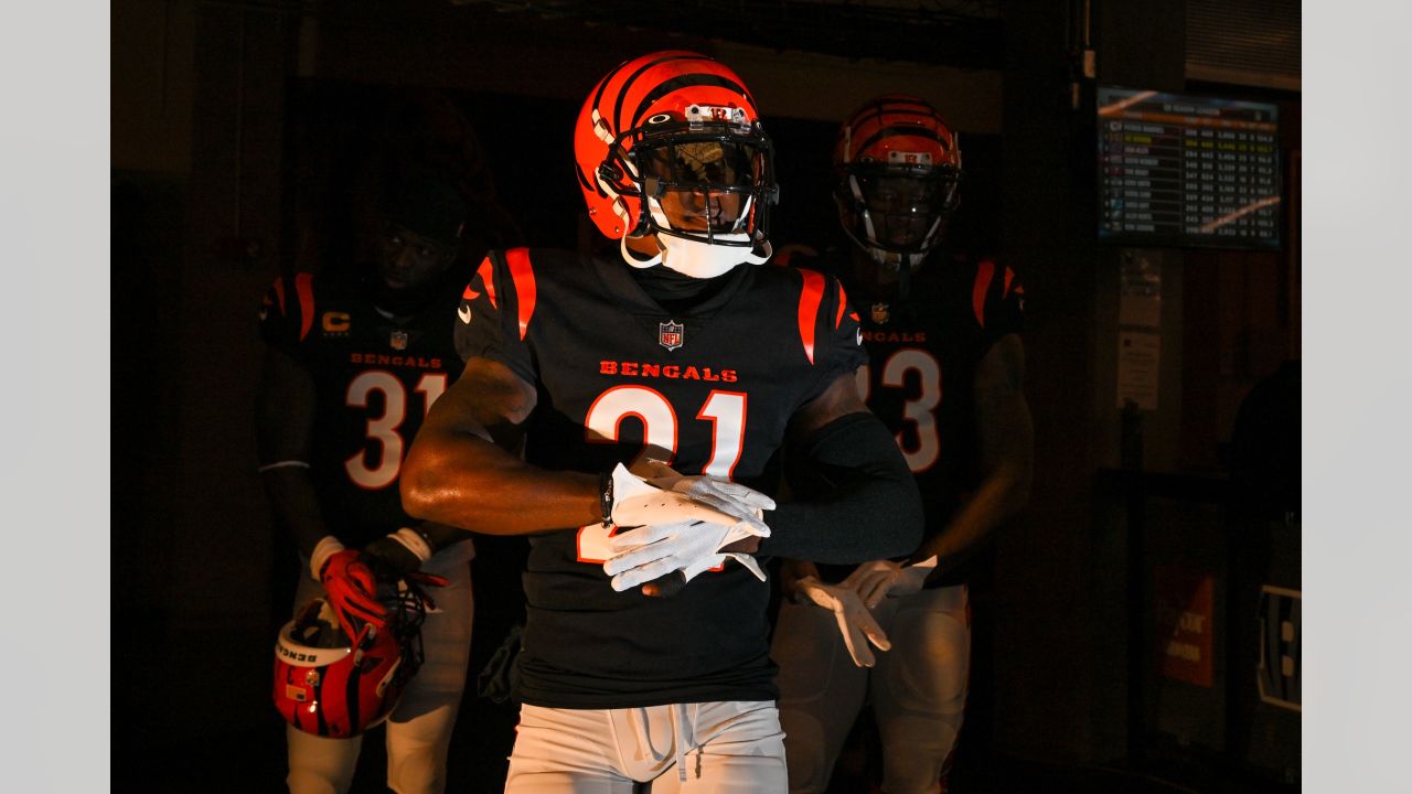 Photos: Week 14 - Browns at Bengals Game Action