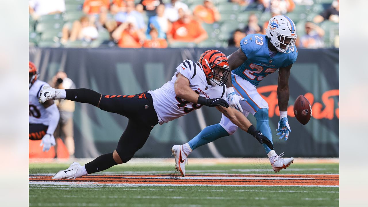 Dolphins sign OL Lamont Gaillard to their practice squad