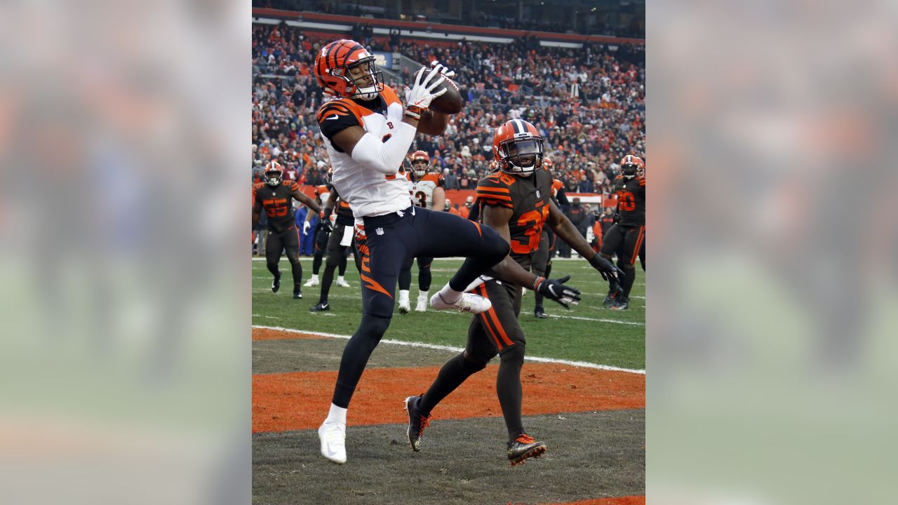 Browns Hold Off Bengals, 26-18