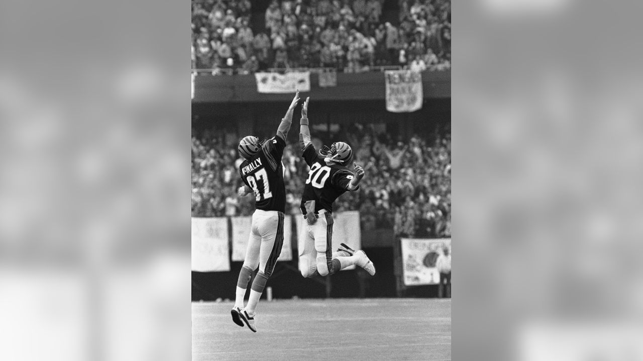 Ex-Bengals WR Cris Collinsworth supports Ken Riley's HoF bid - Cincy Jungle