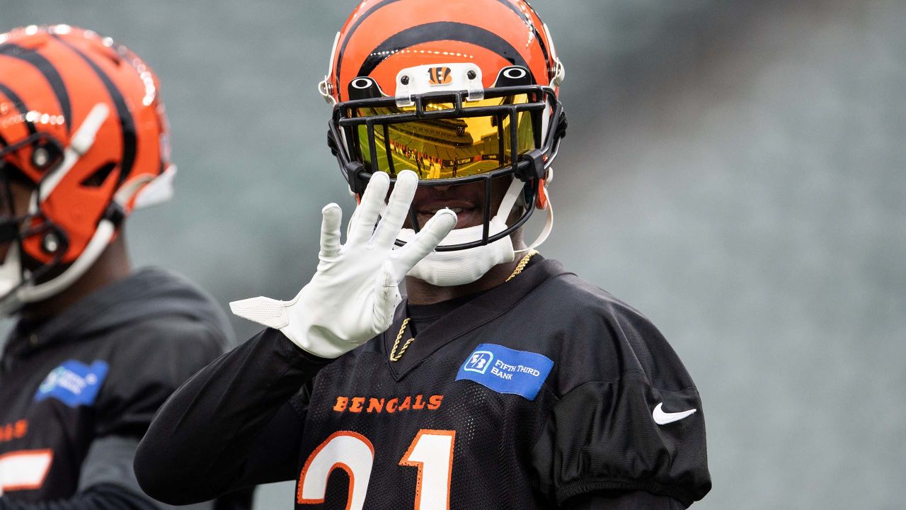 Bengals place Chidobe Awuzie on COVID-19 list: NFL news - Cincy Jungle