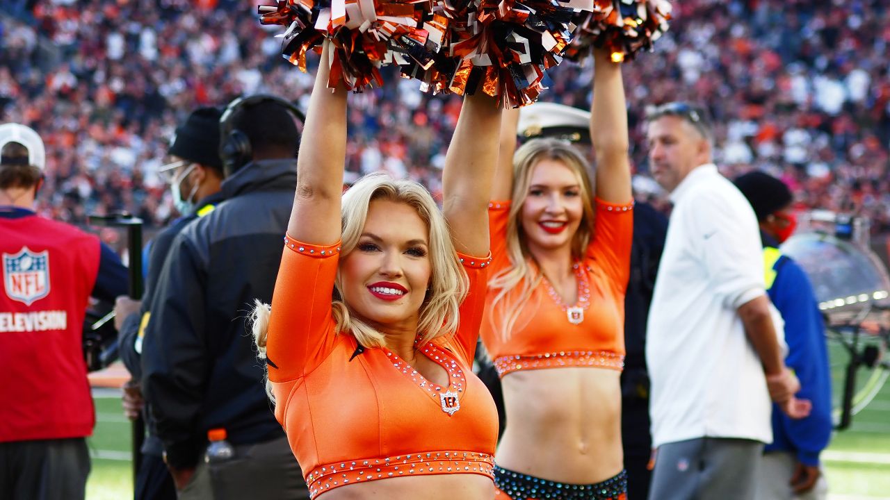 NFL Cheerleader Gameday! Bengals vs Browns 