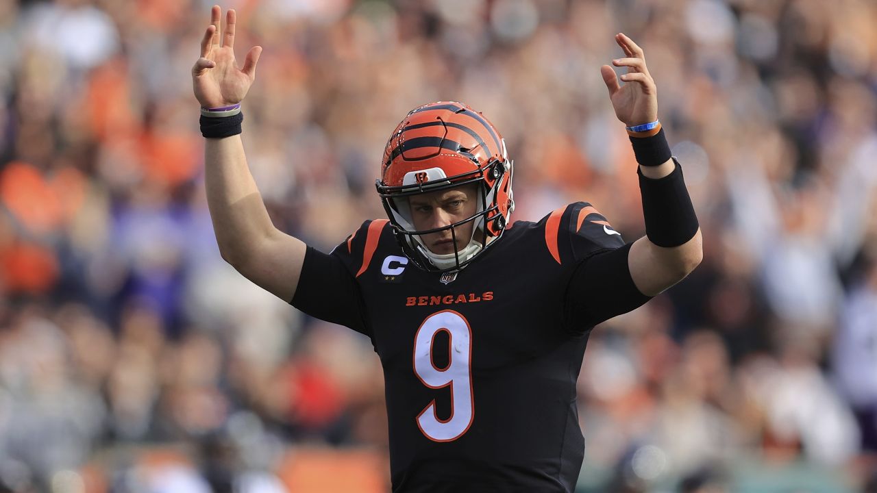 CINCINNATI, OH - DECEMBER 26: Cincinnati Bengals quarterback Joe