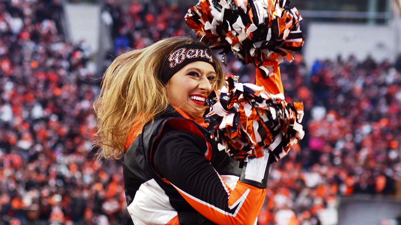 Cincinnati Bengals Cheerleaders' Wild Photos Go Viral Amid NFL