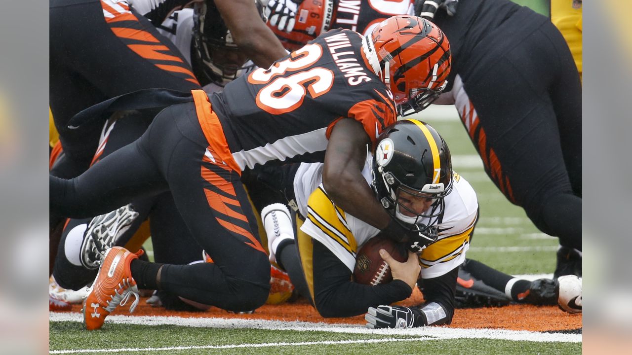 Antonio Brown's late TD sends Steelers over Bengals 28-21