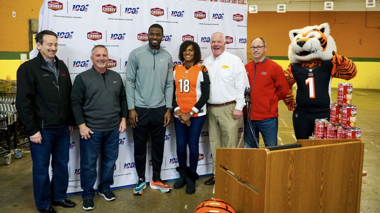 Campbell's Chunky and Bengals Partnership Tackles Local Hunger