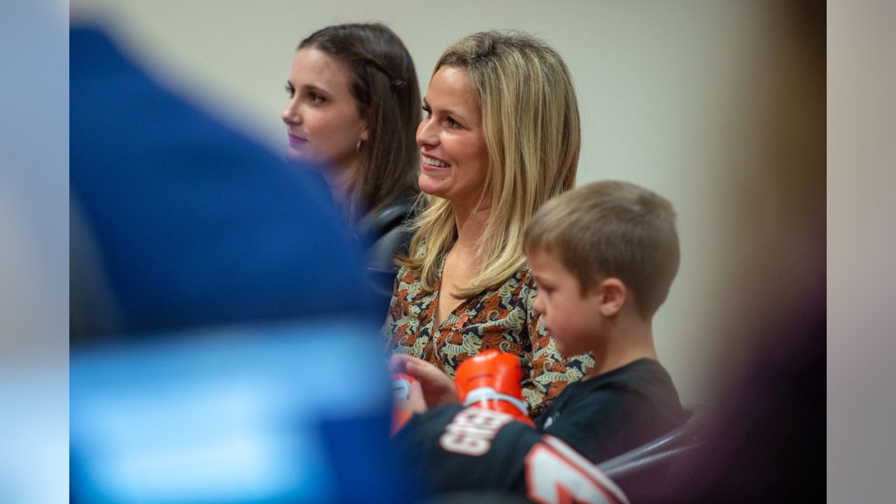 Who is Bengals coach Zac Taylor's wife? Meet Sarah