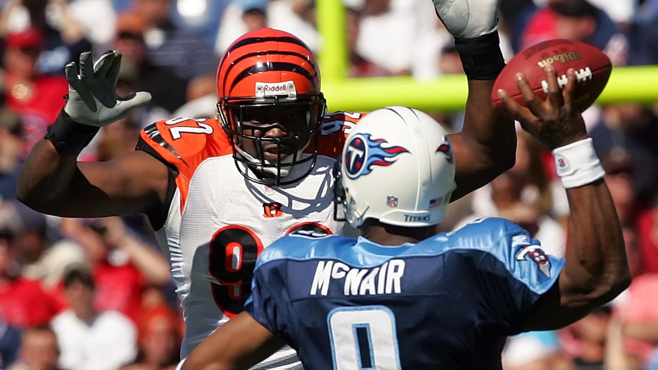 Photo Gallery  Bengals vs. Titans/Oilers Through The Years
