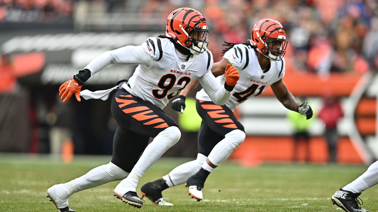 Photos: Cleveland Browns win season finale against Cincinnati Bengals, 21-16