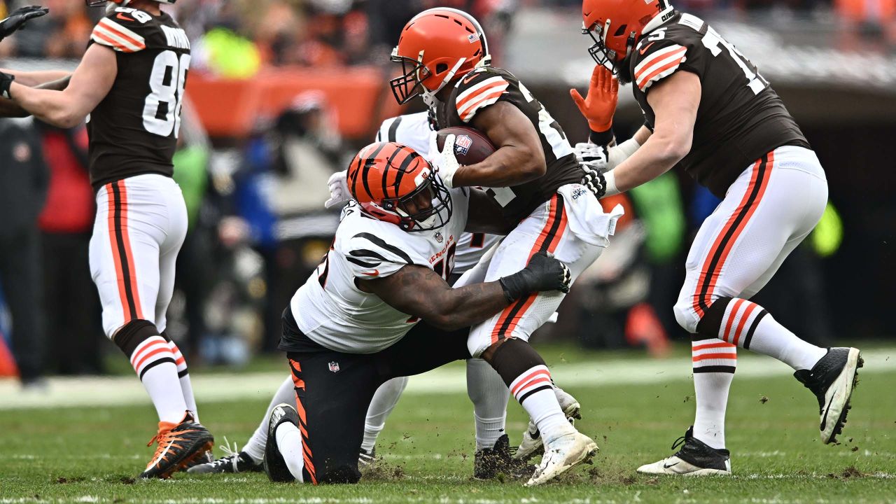 Browns' playoff hopes all but over after 23-10 loss to Bengals – News-Herald