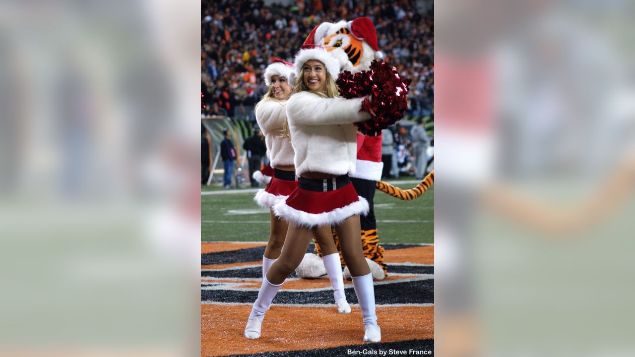 Check Out Cincinnati Bengals Cheerleader Lauren in Sports Illustrated