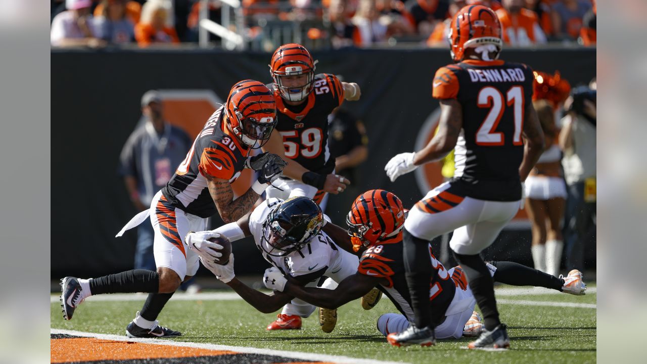 Minshew, defense lead Jaguars over winless Bengals 27-17﻿ ﻿