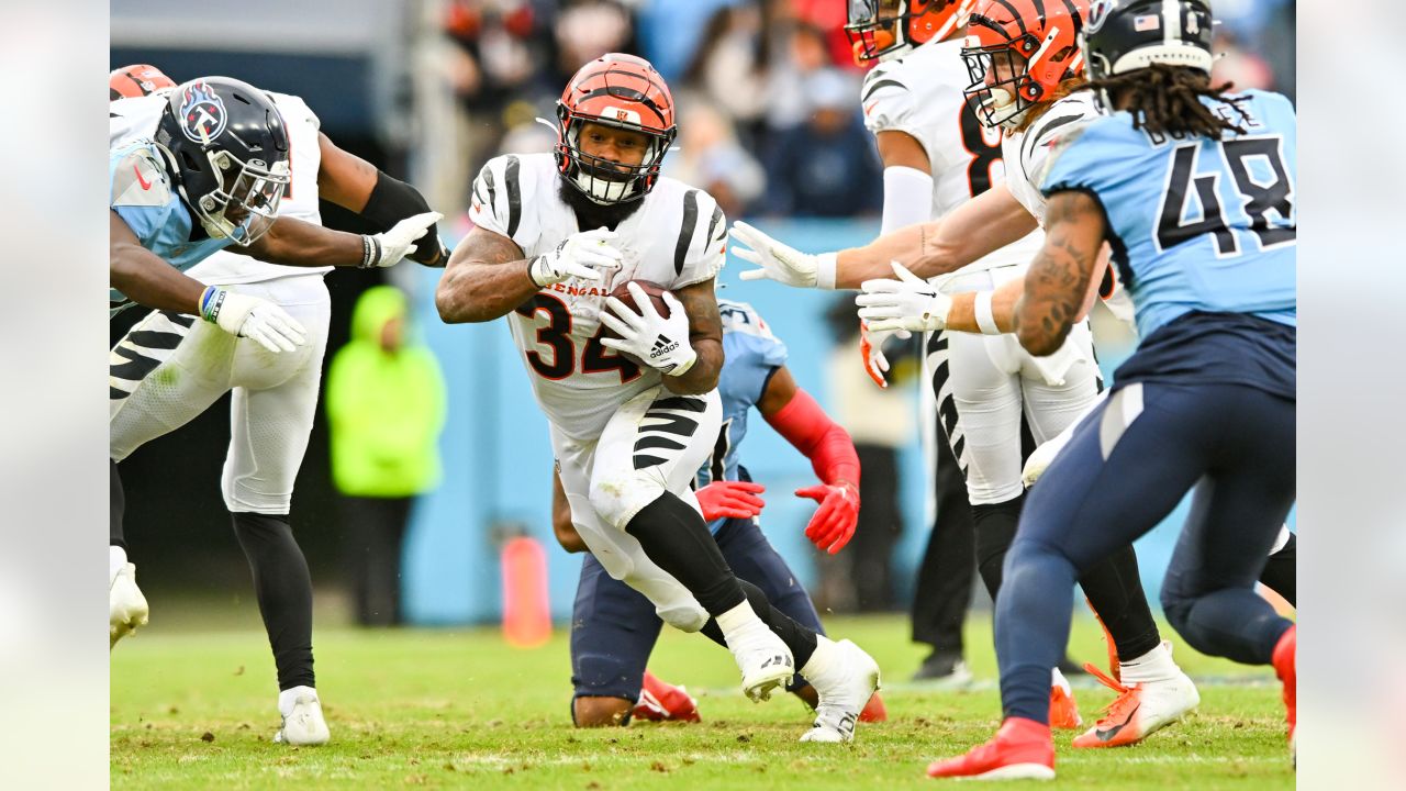 NFL Playoffs: Bengals beat Titans 19-16 in dramatic finish - Music